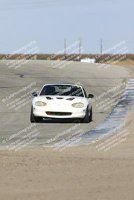 media/Nov-16-2024-CalClub SCCA (Sat) [[641f3b2761]]/Group 1/Race (Outside Grapevine)/